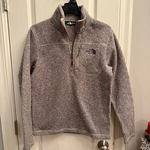 The North Face Men's Canyonlands 1/4 zip Heathered taupe. Size small